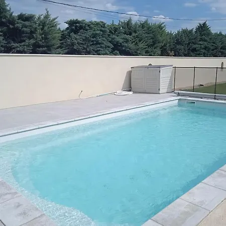 Mas Aubert Villa Eyragues Exterior photo